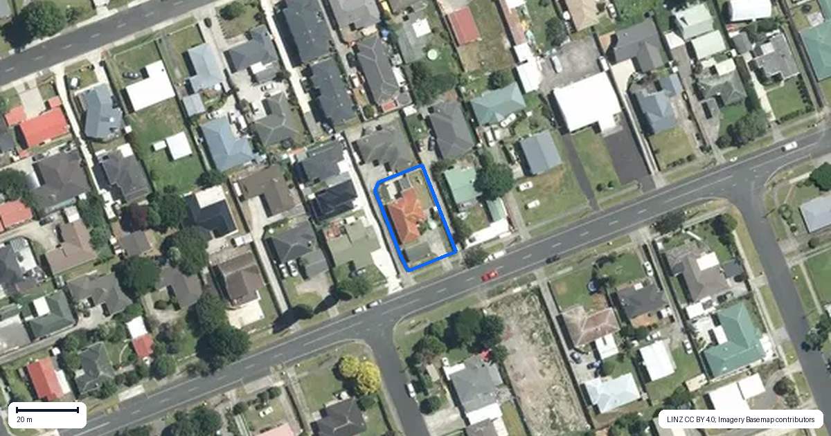 Property context map for 128 Old Wairoa Road, Papakura