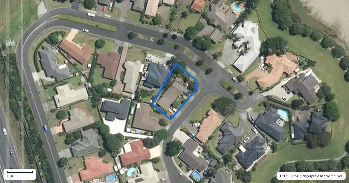 Property context map for 107 Rushgreen Avenue, Pahurehure, Papakura