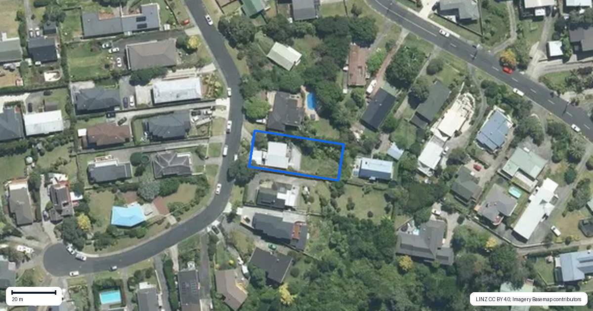 Property context map for 8 Summit Drive, Torbay, Auckland