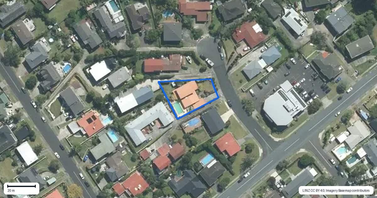 Property context map for 9 Noumea Place, Mairangi Bay, Auckland