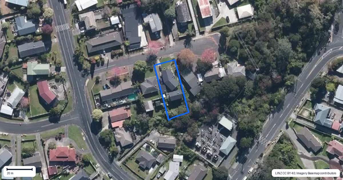 Property context map for 5 Blythe Place, Glendene, Auckland