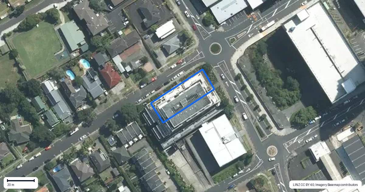Property context map for 107/16 Huron Street, Takapuna, Auckland