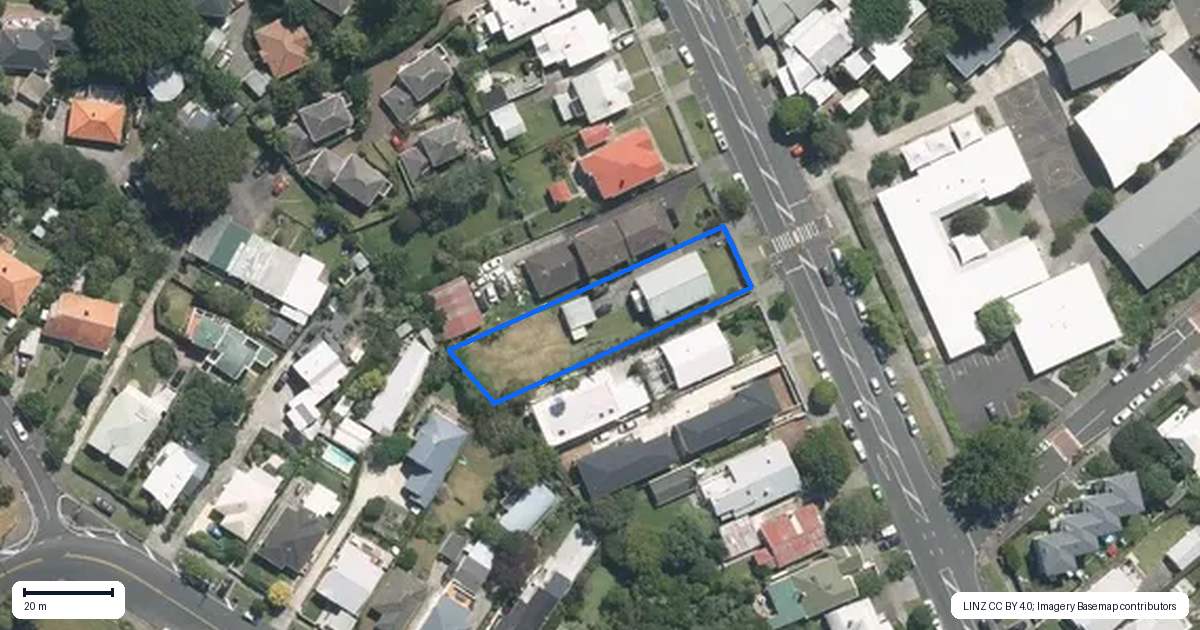 Property context map for 52 Garnet Road, Westmere, Auckland