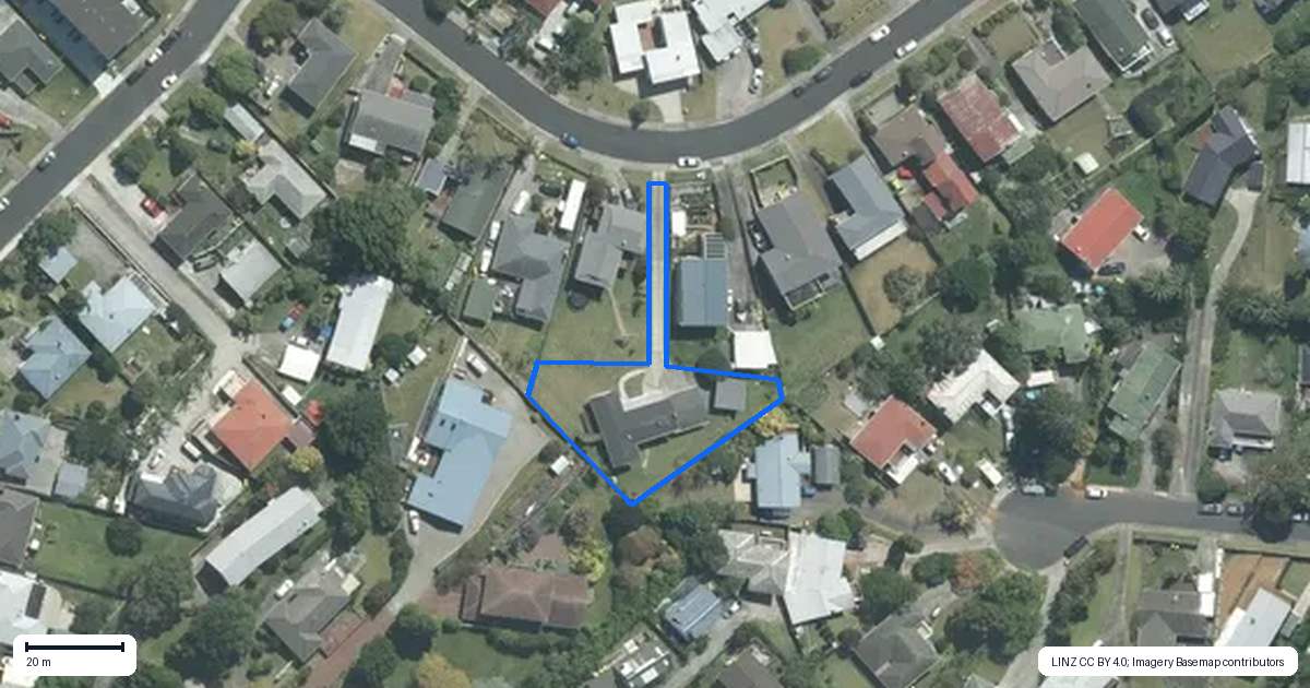 Property context map for 11 Marcel Place, Glenfield, Auckland