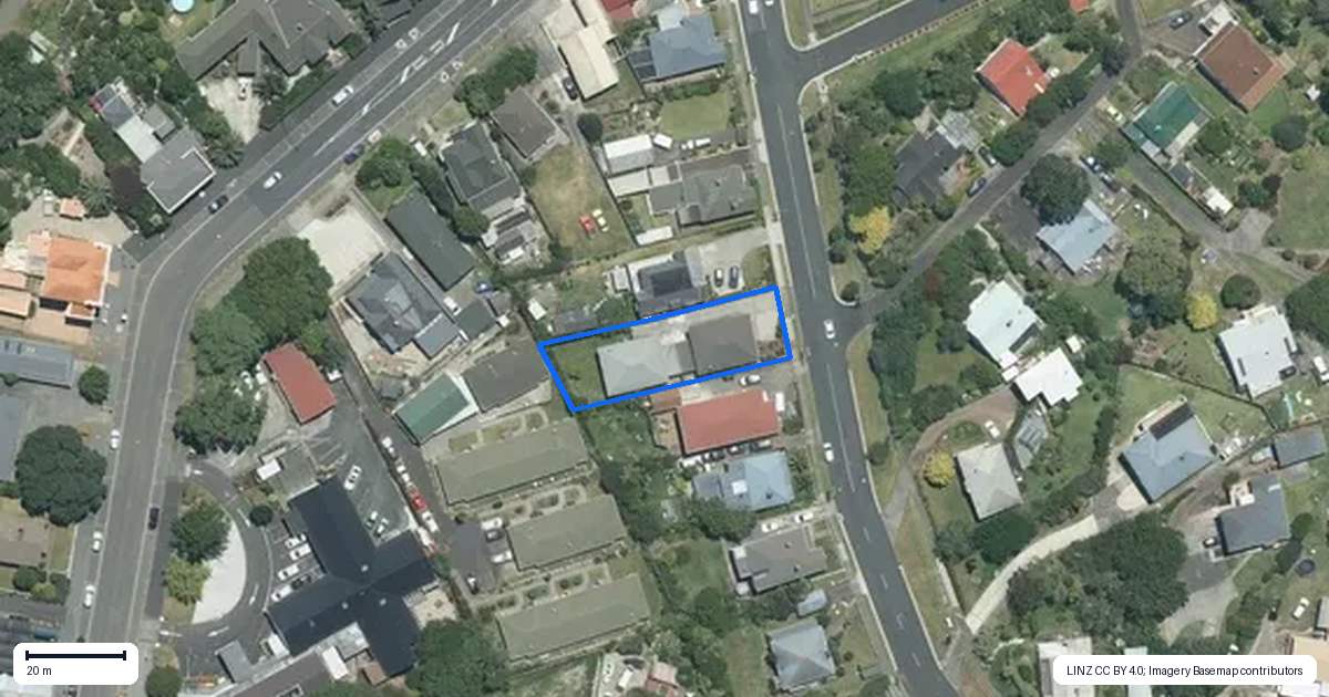 Property context map for 11A Garfield Road, Helensville