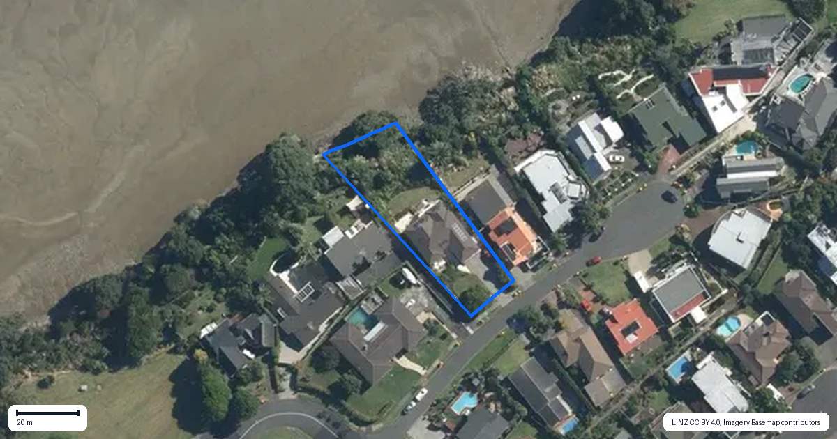 Property context map for 8 Lilford Place, Half Moon Bay, Auckland