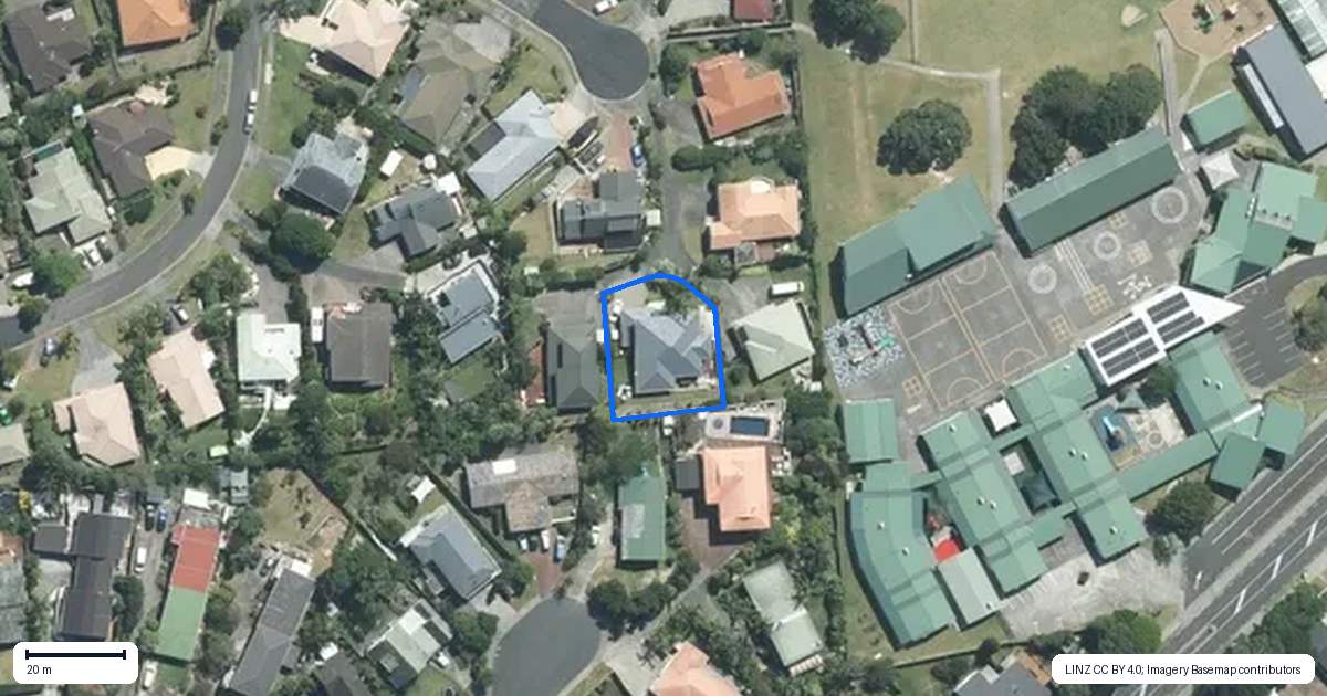 Property context map for 25 Carnmore Place, Torbay, Auckland