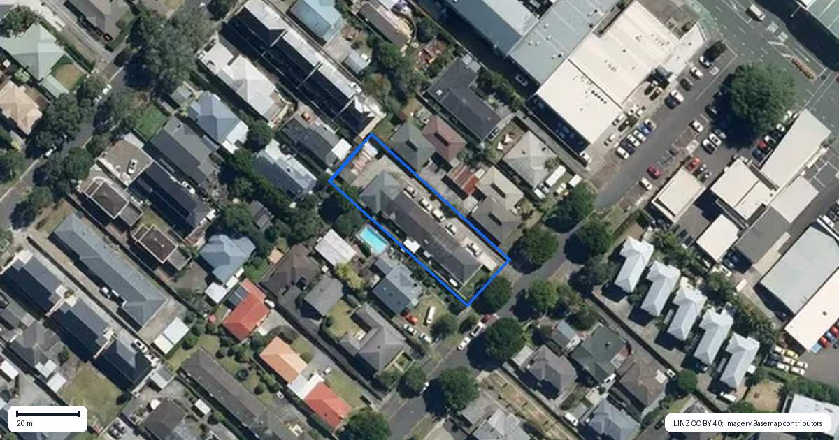 Property context map for 5A Matai Road, Greenlane, Auckland