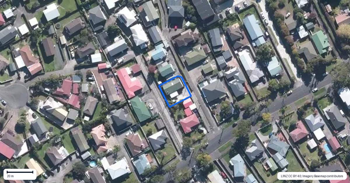 Property context map for 121 Canal Road, Avondale, Auckland