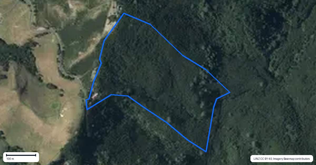 Property context map for 161 Orapiu Road, Waiheke Island