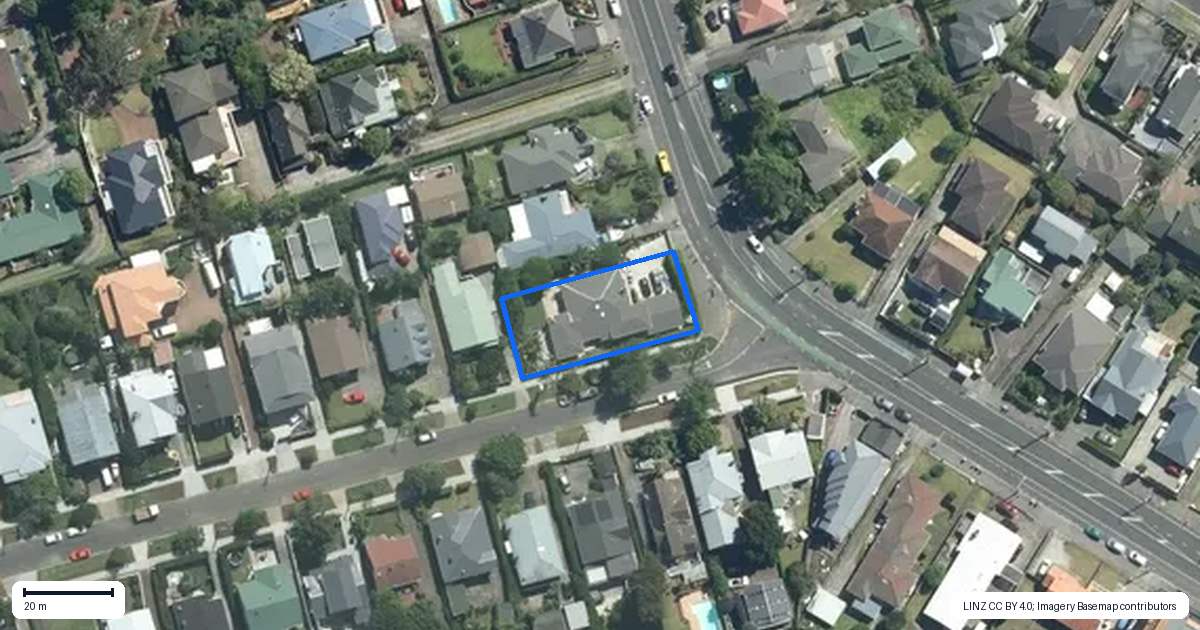 Property context map for 1B Highland Road, Mount Albert, Auckland