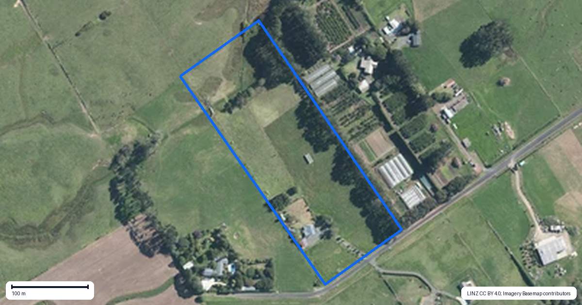 Property context map for 86 McGowan Road, Karioitahi, Waiuku