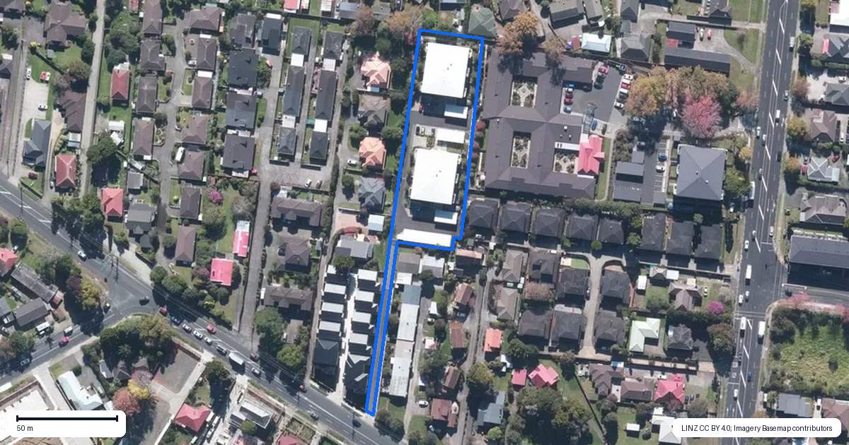 Property context map for G10/21B Swanson Road, Henderson, Auckland