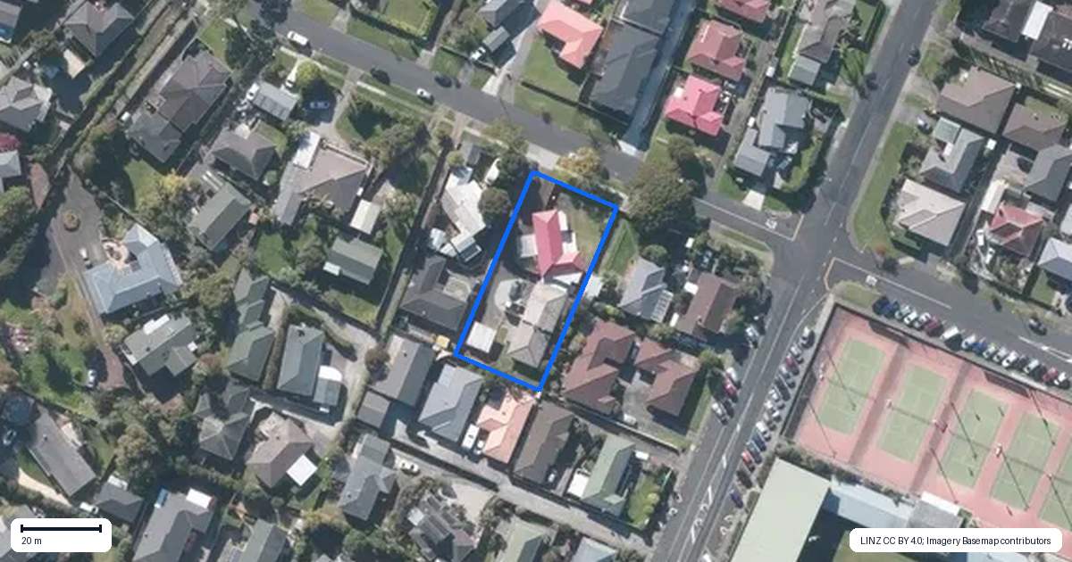 Property context map for 3/73 Howe Street, Howick, Auckland