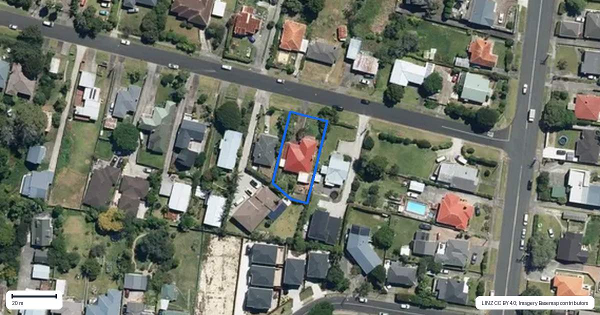 Property context map for 4 Savoy Road, Glen Eden, Auckland