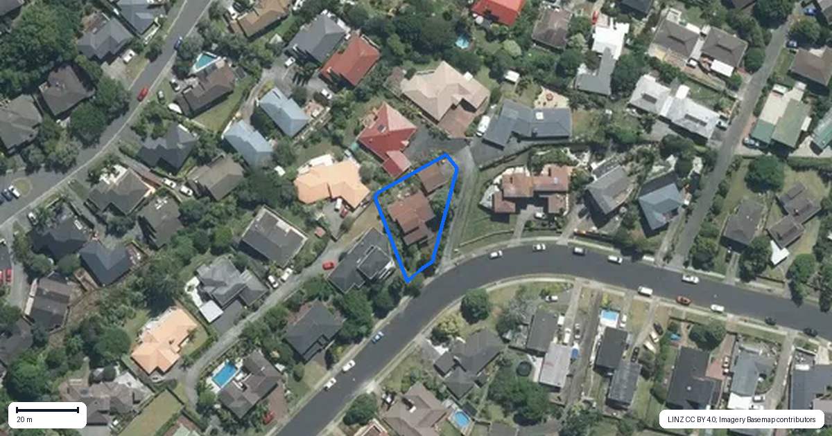 Property context map for 36 Redwing Street, Browns Bay, Auckland