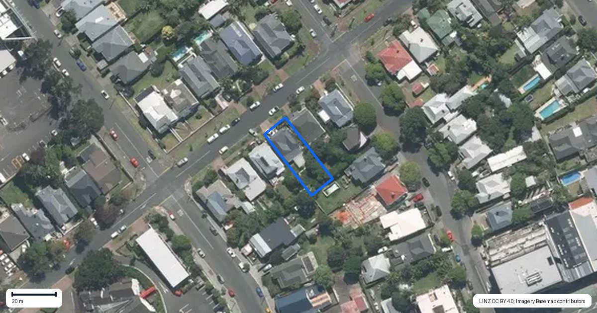 Property context map for 128 Crummer Road, Grey Lynn, Auckland