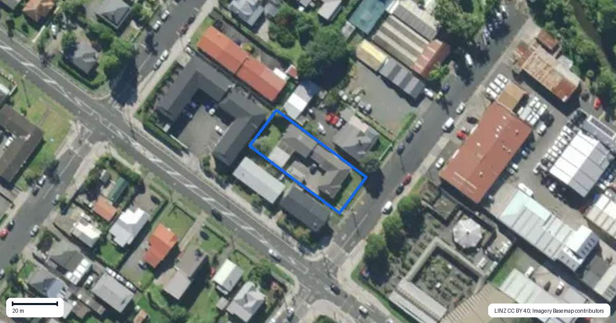 Property context map for 14 First Avenue, Avenues, Whangarei