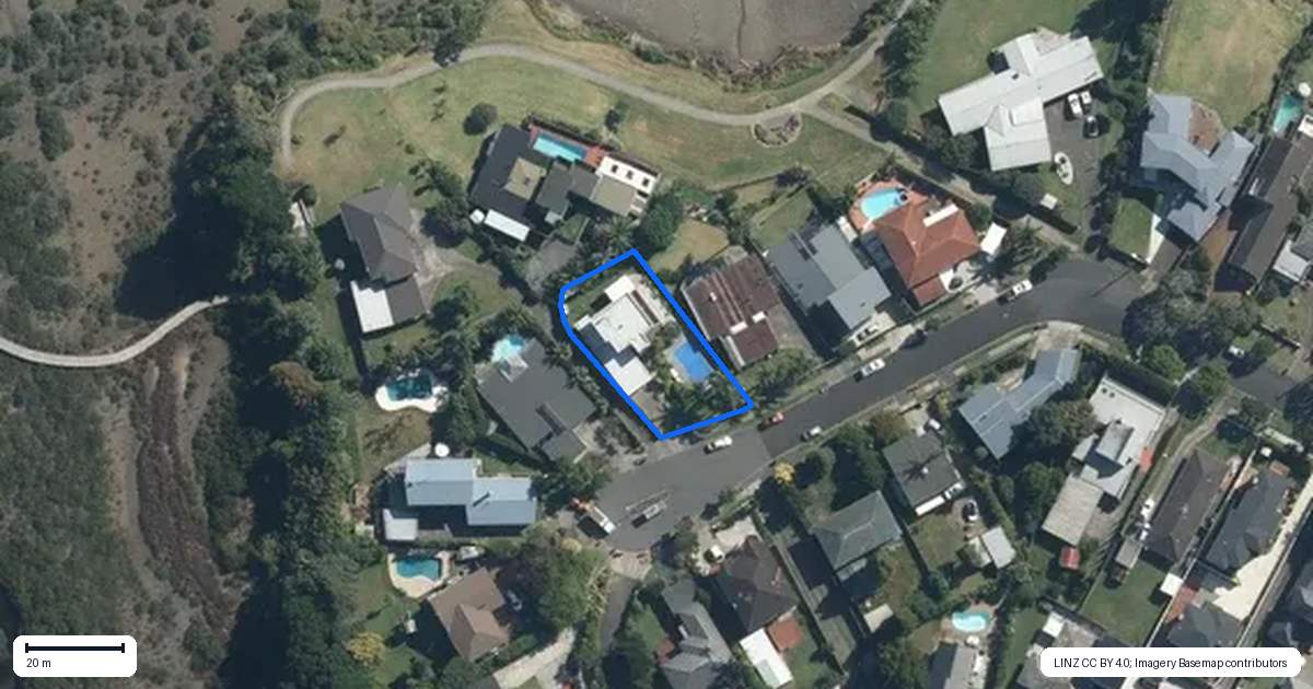 Property context map for 45 Riverlea Avenue, Pakuranga, Auckland