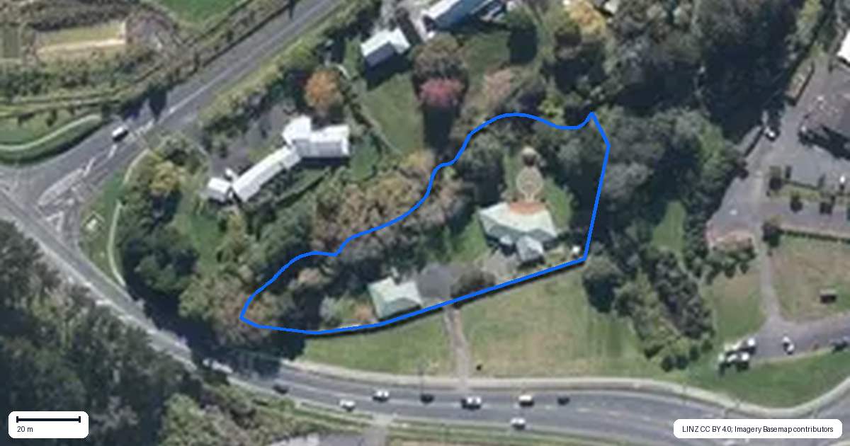 Property context map for 162 Brigham Creek Road, Hobsonville, Auckland