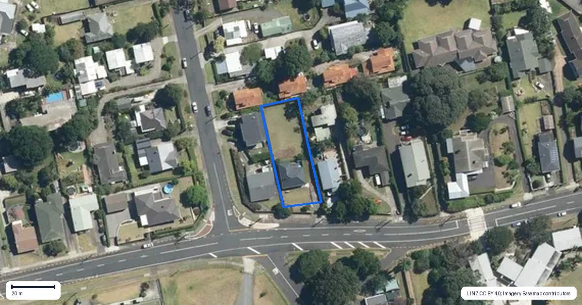 Property context map for 16 Taylor Road, Mangere Bridge, Auckland