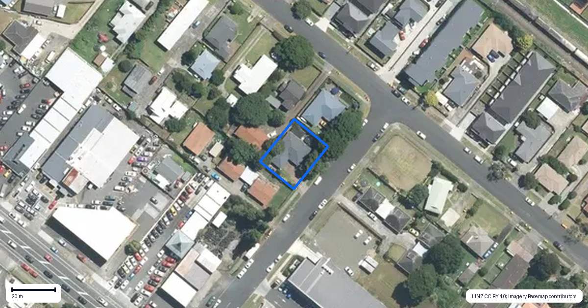 Property context map for 4 Beach Road, Takanini, Auckland