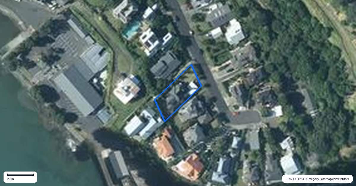 Property context map for 24 Jubilee Avenue, Devonport, Auckland