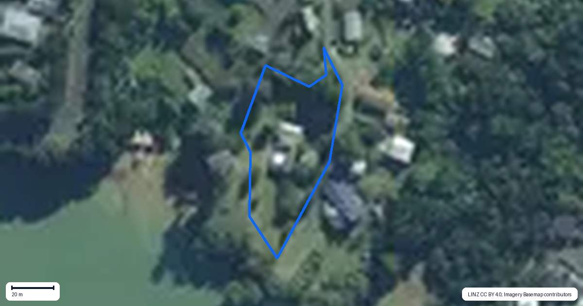Property context map for 6 Tirairaka Terrace, Okiato, Russell