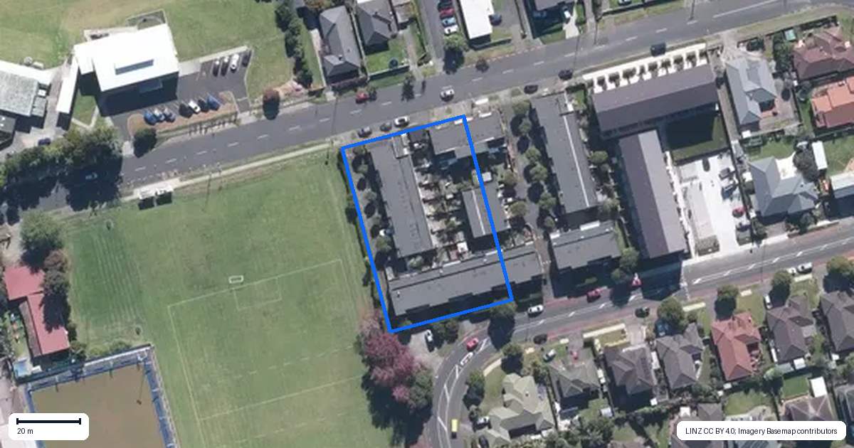 Property context map for 5/17 Harbour View Road, Te Atatu Peninsula, Auckland