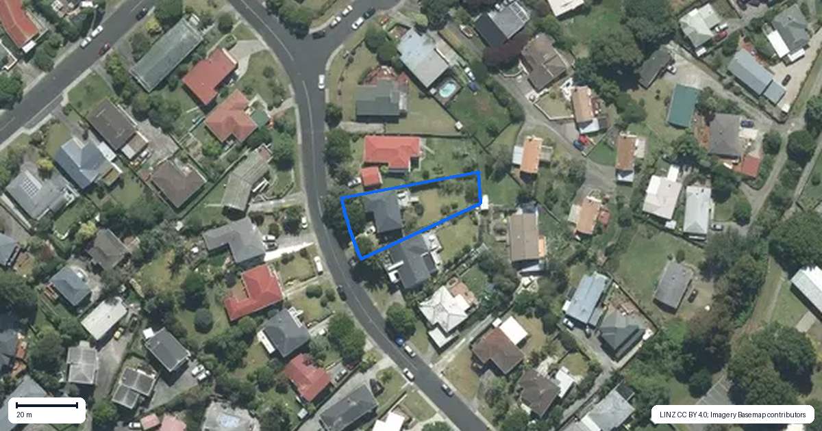Property context map for 25 Agincourt Street, Glenfield, Auckland