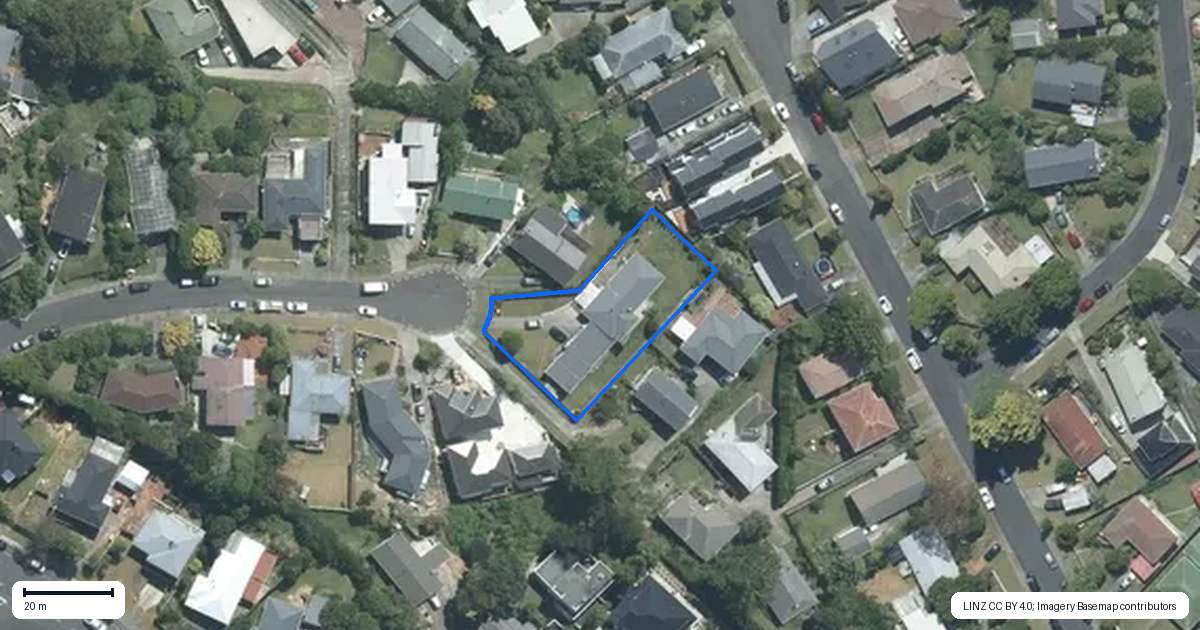 Property context map for 17 Cypress Place, Sunnynook, Auckland