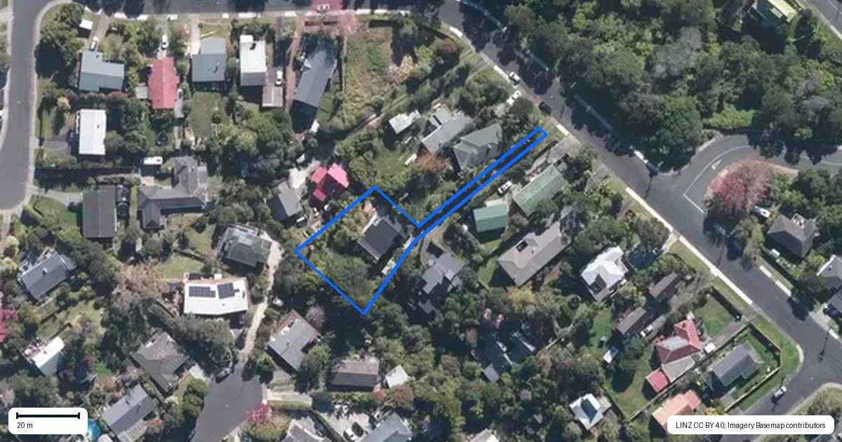 Property context map for 90 Aeroview Drive, Beach Haven, Auckland