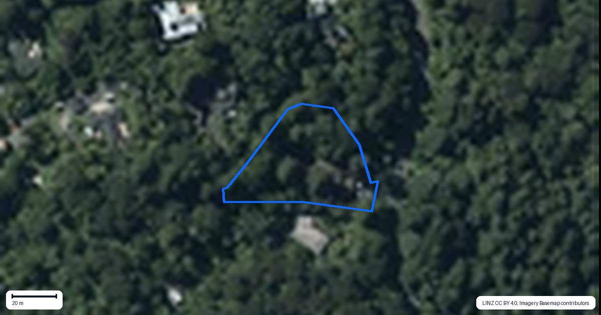 Property context map for 408 Scenic Drive, Waiatarua, Auckland