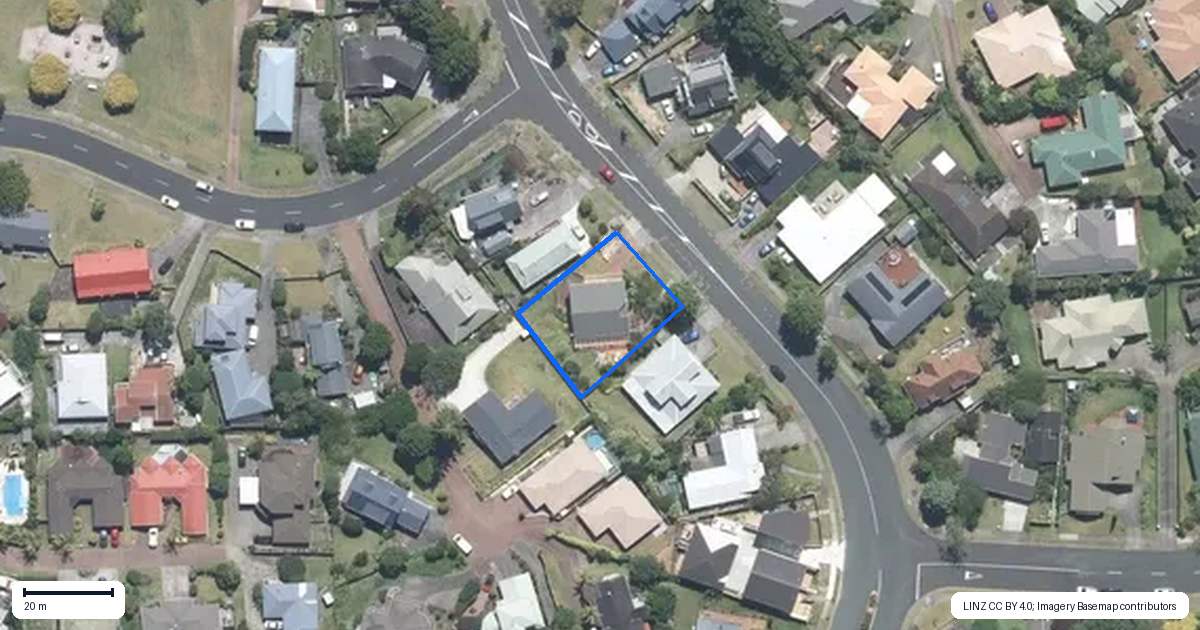 Property context map for 10 Unsworth Drive, Unsworth Heights, Auckland