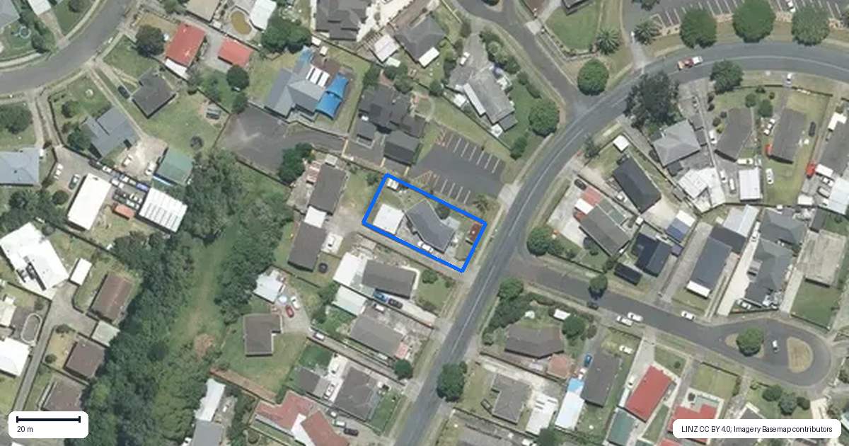 Property context map for 16 Israel Avenue, Clover Park, Auckland