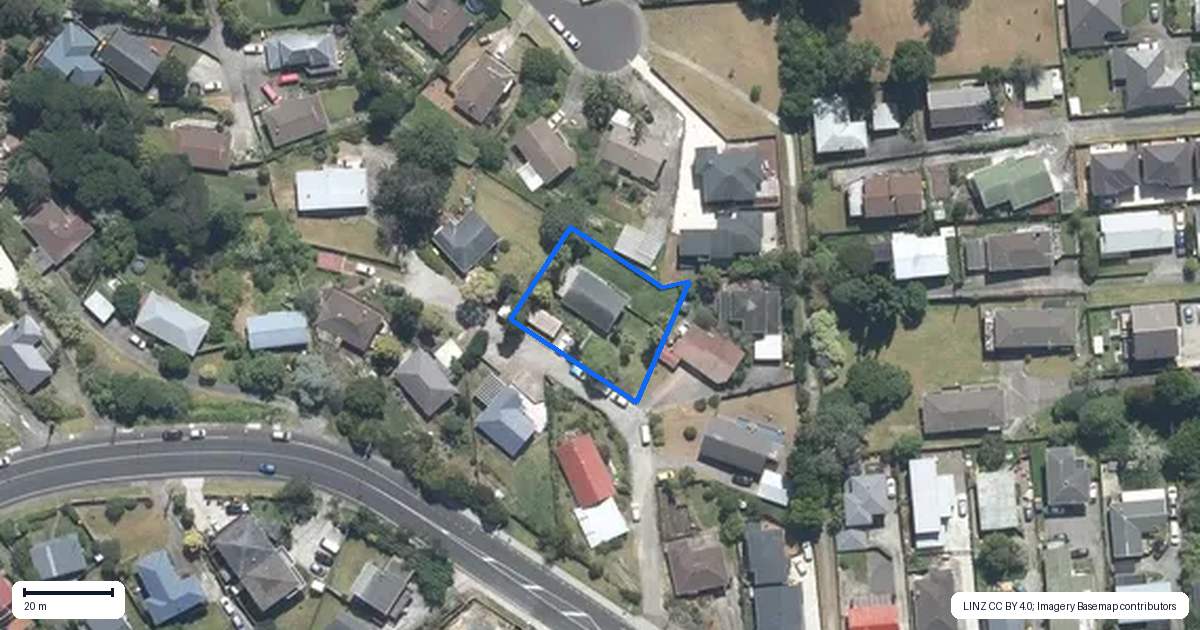 Property context map for 51 Manuka Road, Bayview, Auckland