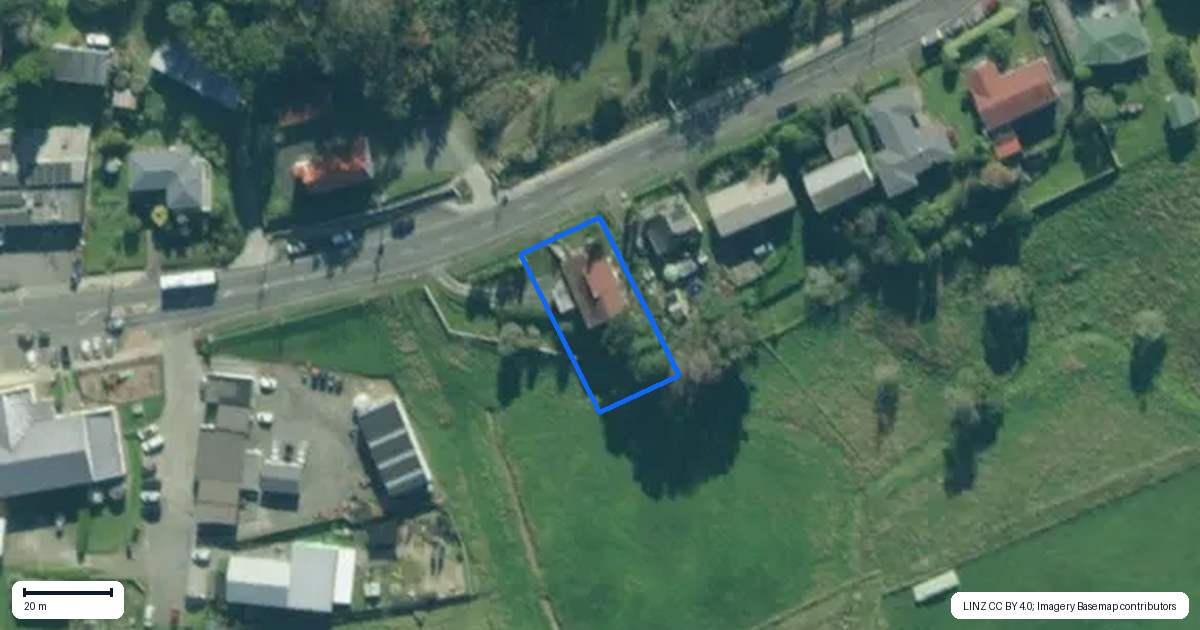 Property context map for 16 Kaiwaka-Mangawhai Road, Kaiwaka