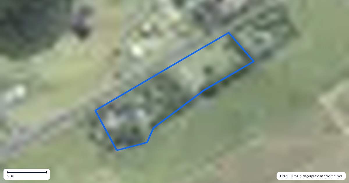 Property context map for 1085 Awhitu Road, Pollok