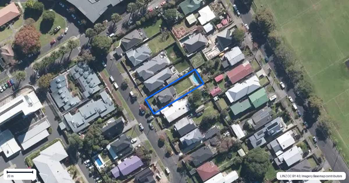 Property context map for 29 Maranui Avenue, Point Chevalier, Auckland