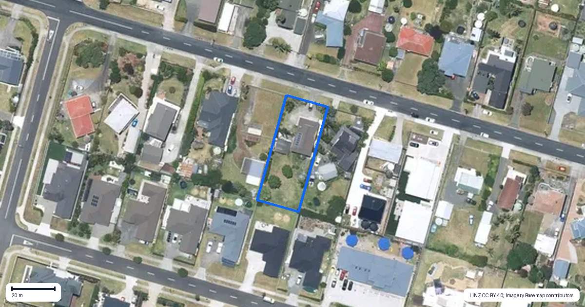 Property context map for 40 Karaka Road, Beachlands, Auckland