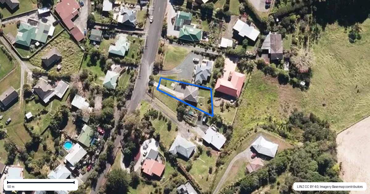 Property context map for 28 Okahu Road, Kaitaia