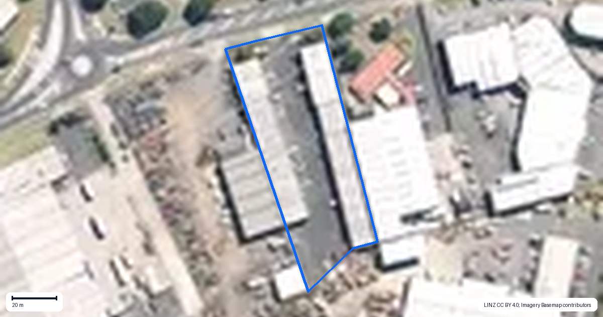 Property context map for 135 Cryers Road, East Tamaki, Auckland