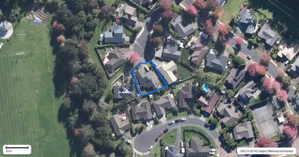 Property context map for 8 Suckling's Lane, Albany, Auckland