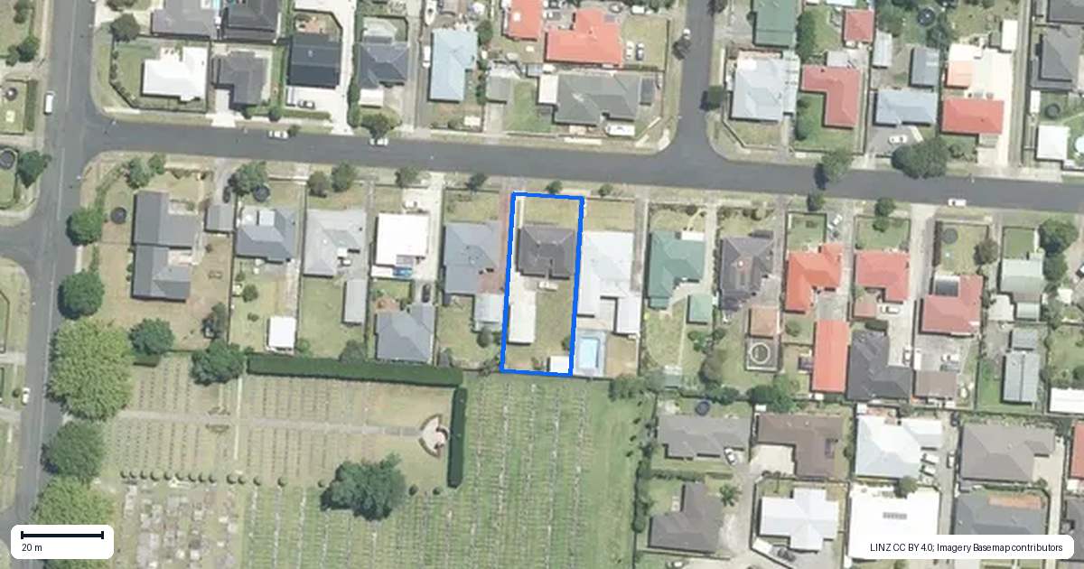 Property context map for 18 Russell Avenue, Pukekohe