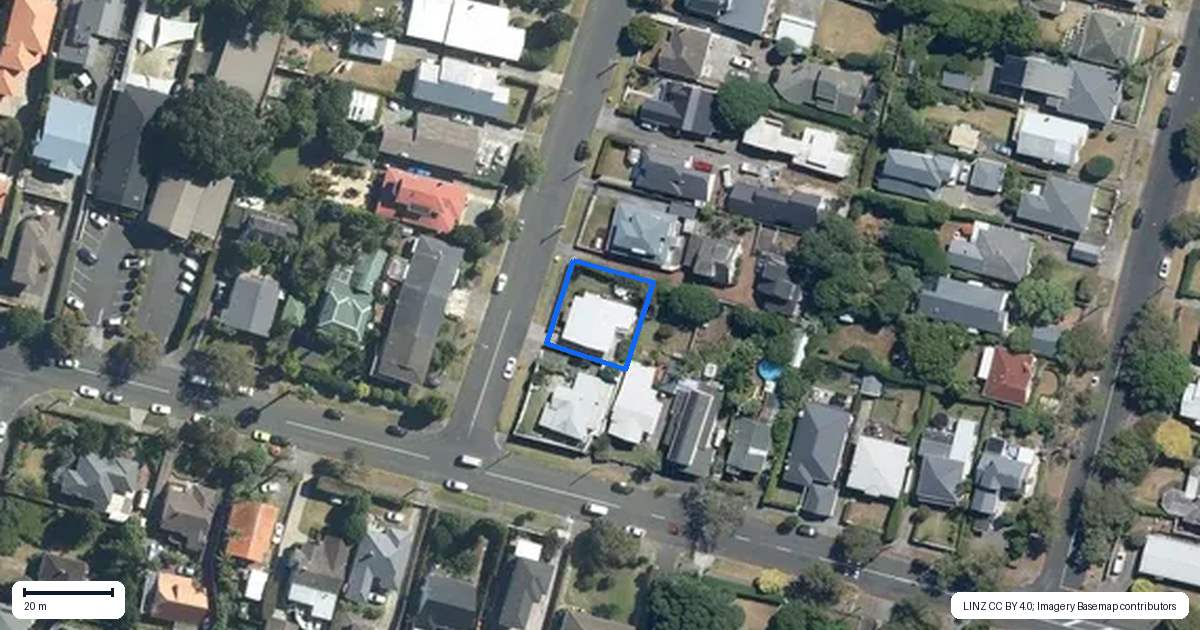 Property context map for 18 Waitomo Avenue, Mount Eden, Auckland