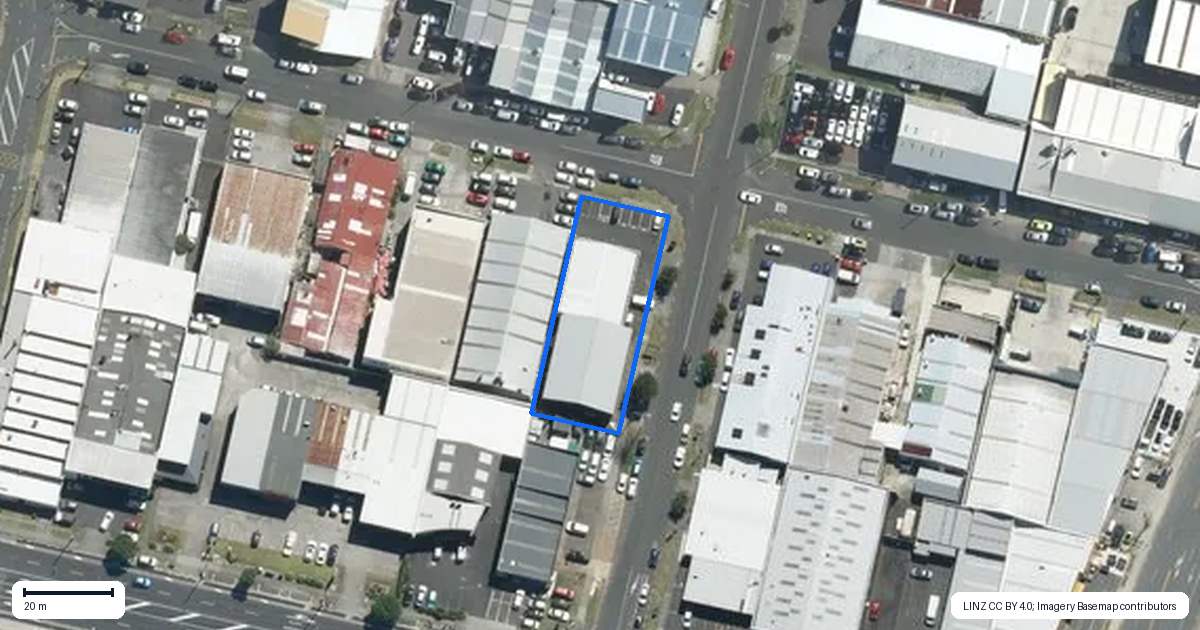 Property context map for 13 Puriri Street, New Lynn, Auckland