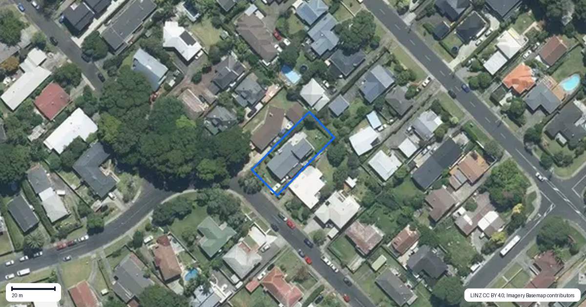 Property context map for 11 Stanaway Street, Hillcrest, Auckland