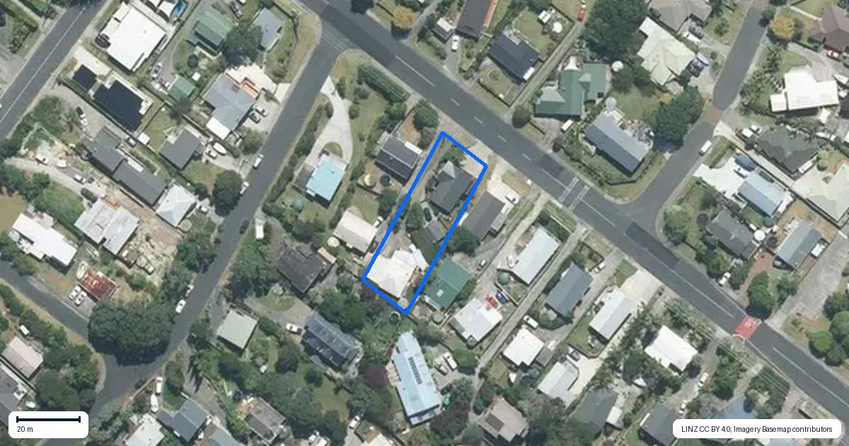 Property context map for 11B Waiora Road, Stanmore Bay, Whangaparaoa