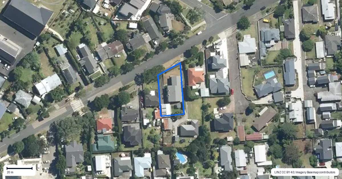 Property context map for 75 Oranga Avenue, Onehunga, Auckland