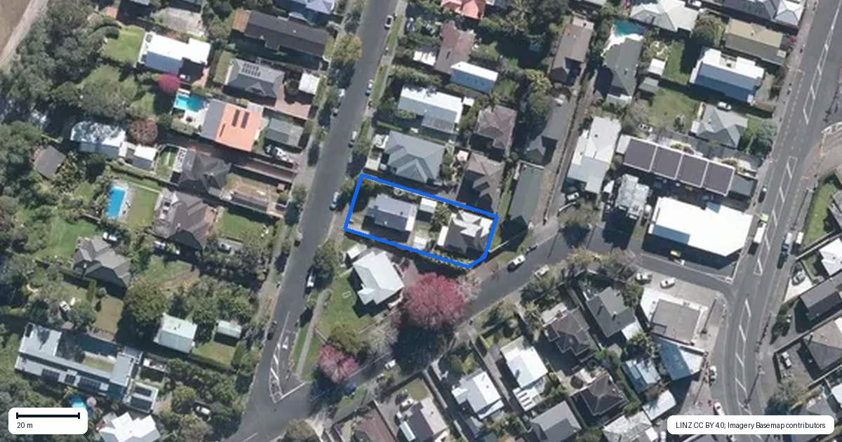 Property context map for 5 Harbour View Road, Point Chevalier, Auckland